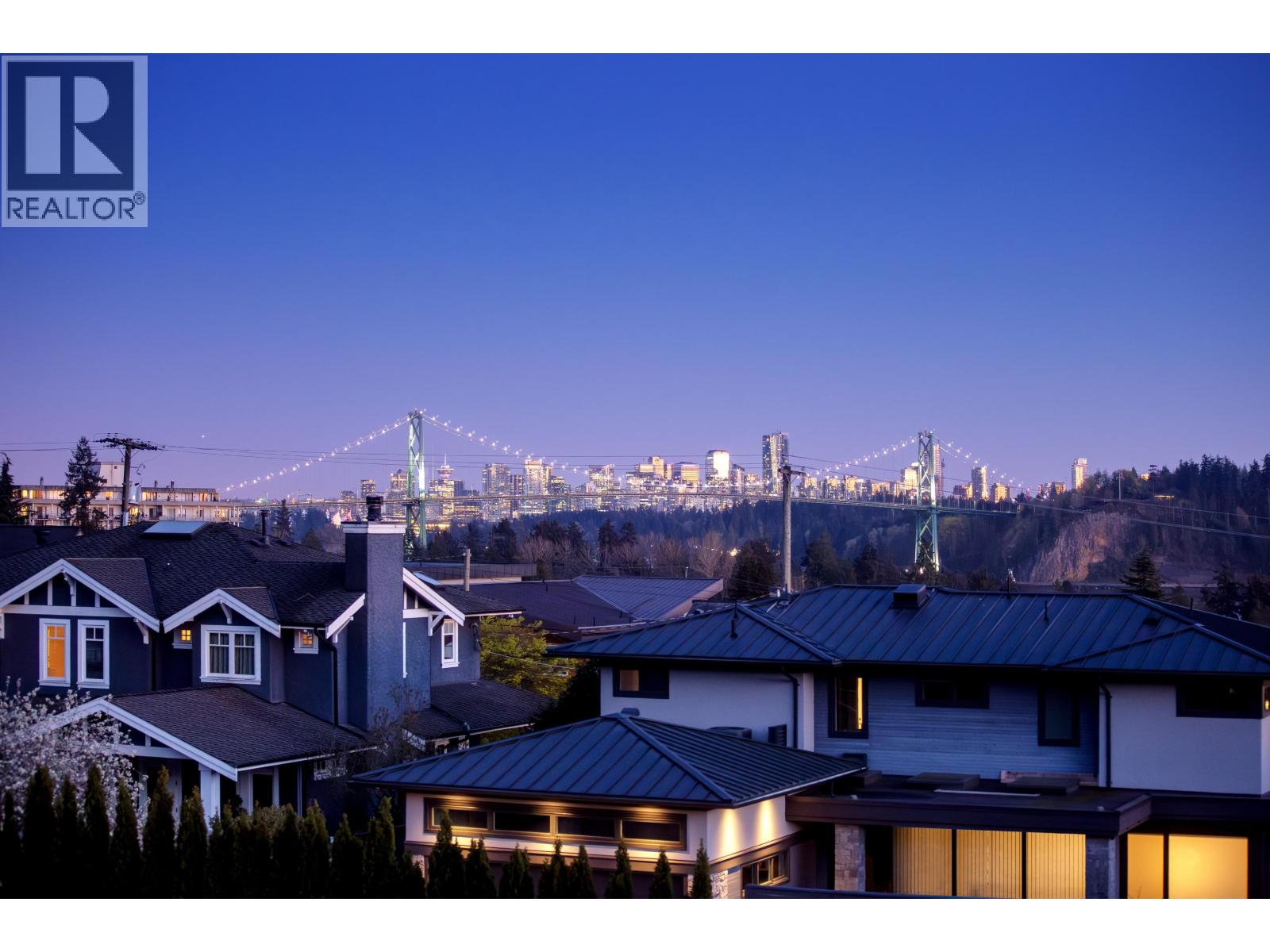 1170 FULTON AVENUE, West Vancouver