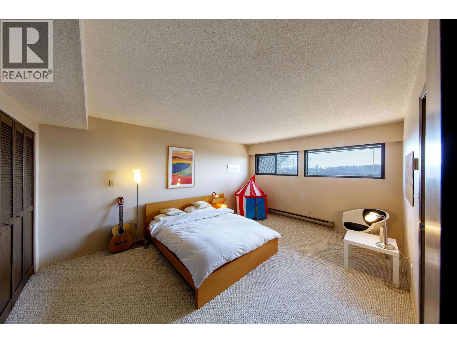 1170 FULTON AVENUE, West Vancouver