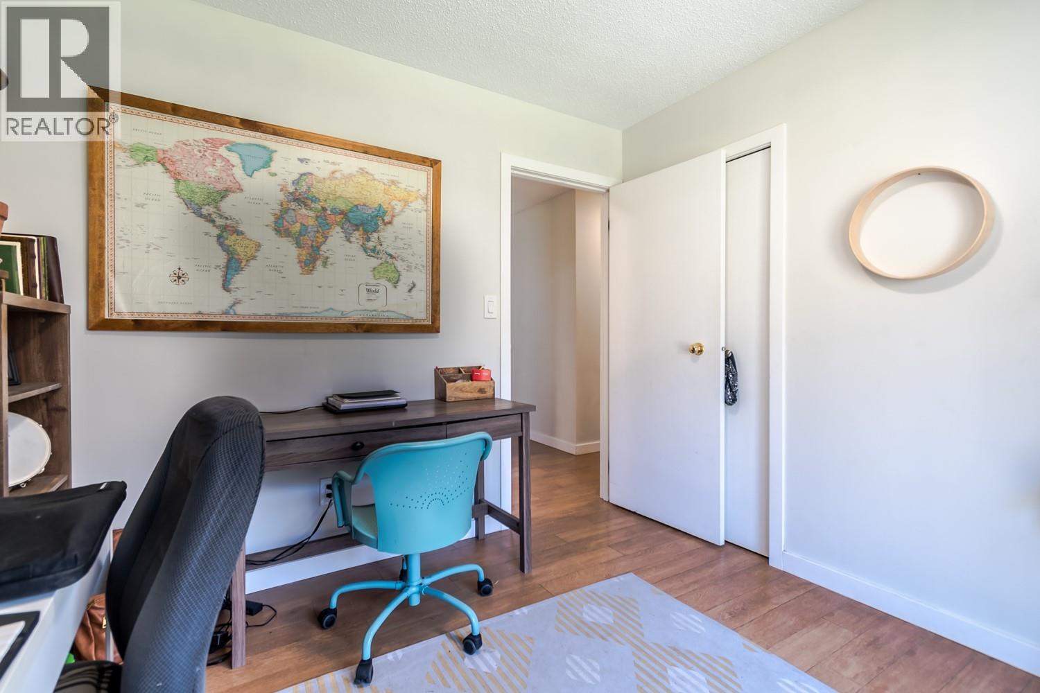 819 ORCHARD DRIVE - 36