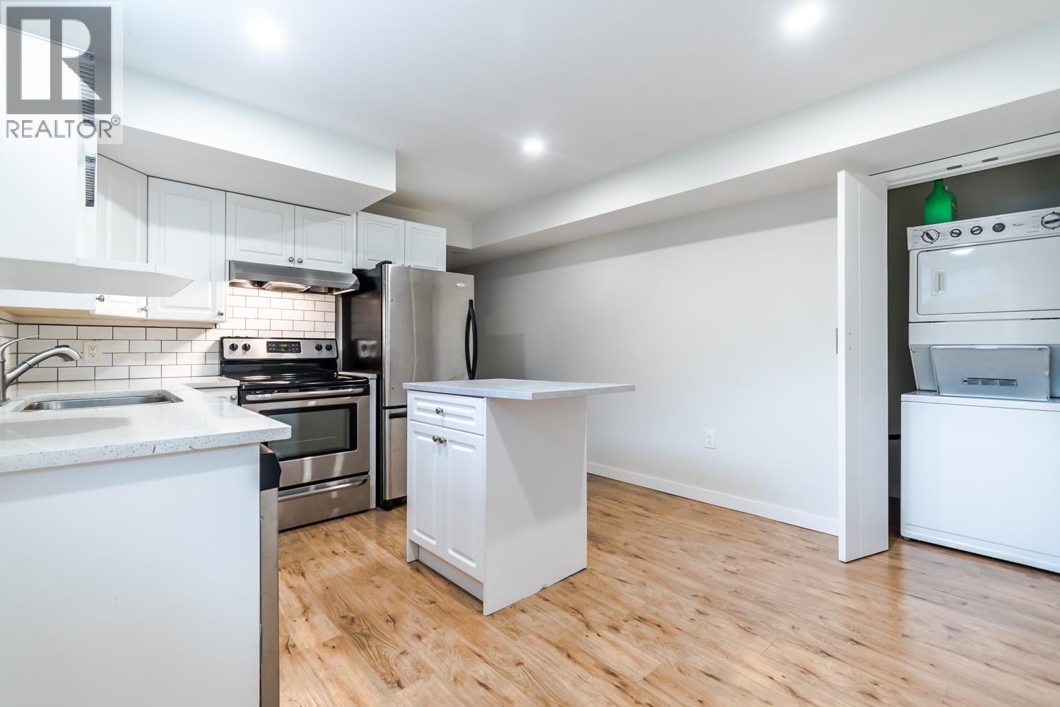 819 ORCHARD DRIVE - 50