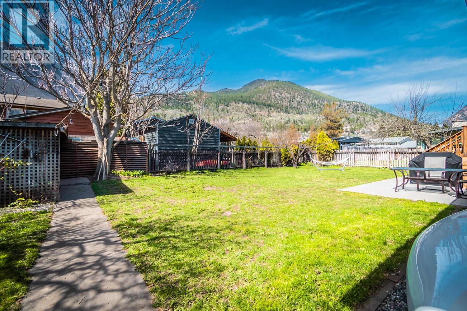 819 ORCHARD DRIVE - 17