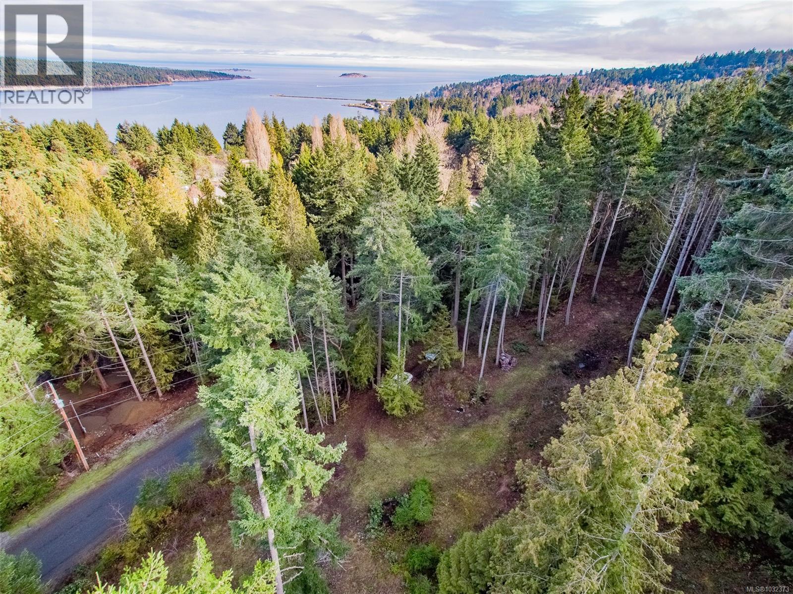 8439 Lisa Lane, Lantzville