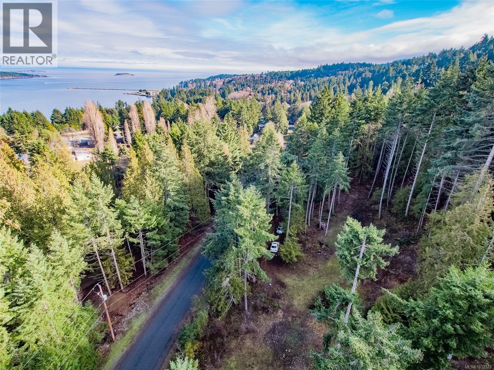 8439 Lisa Lane, Lantzville