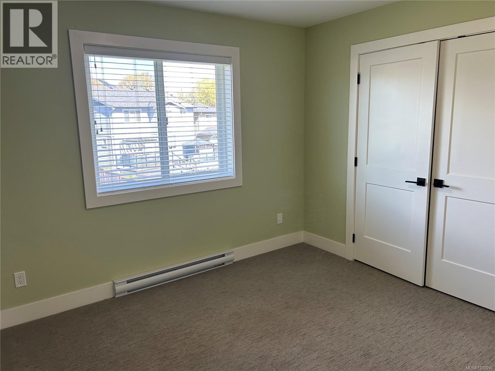 6568 FELDERHOF RD - 23