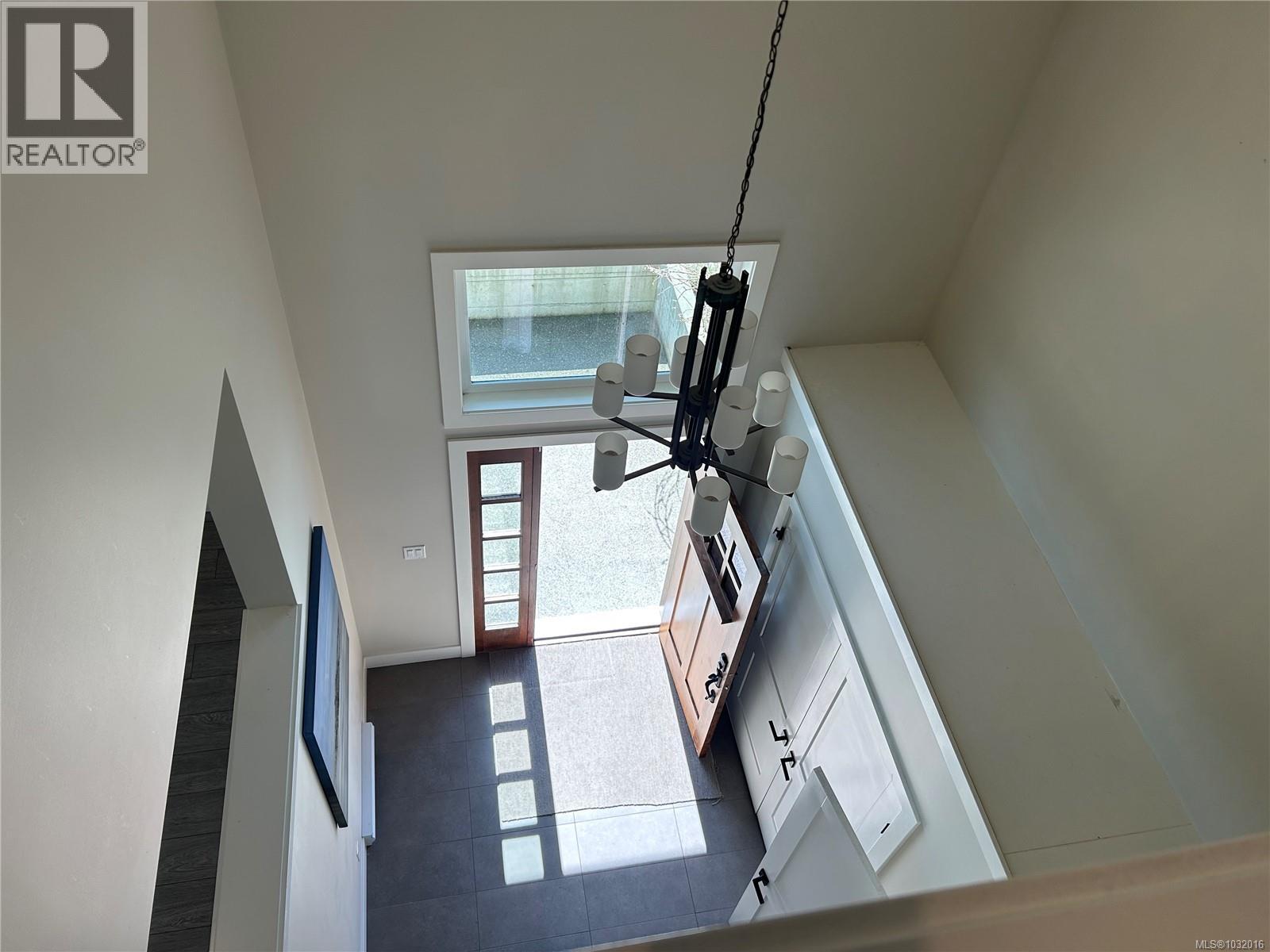 6568 FELDERHOF RD - 28