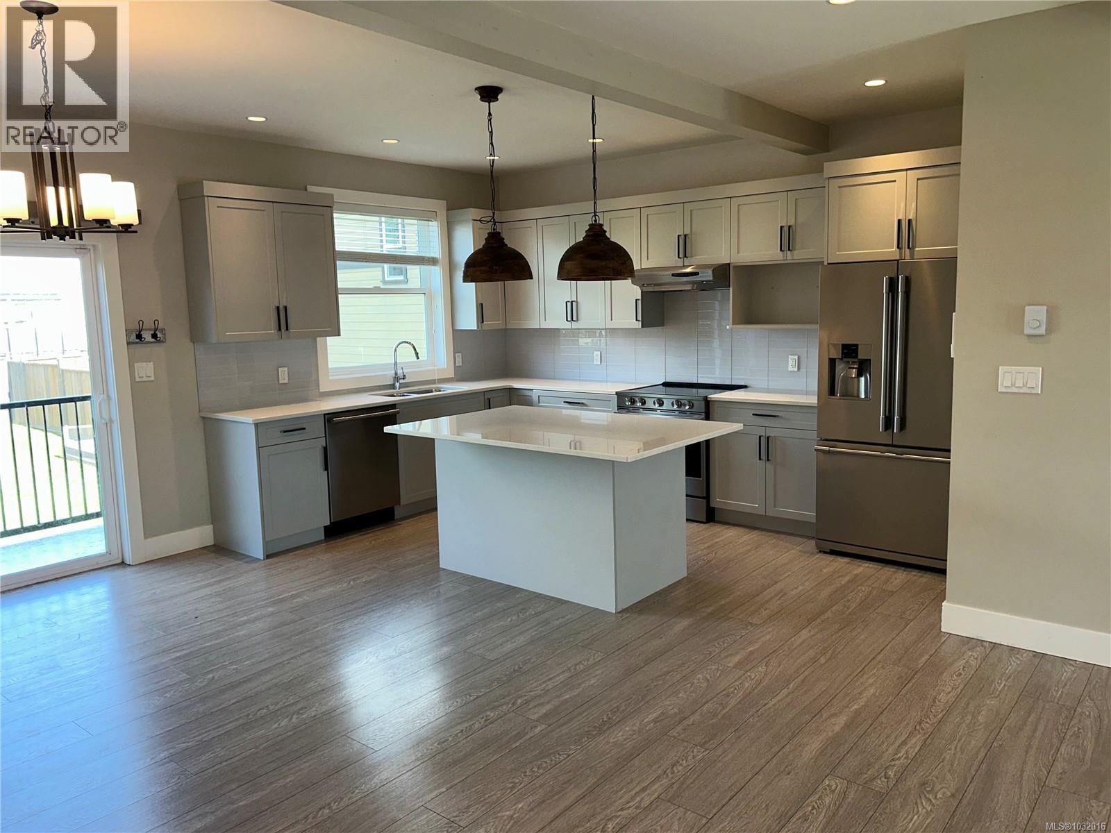 6568 FELDERHOF RD - 9