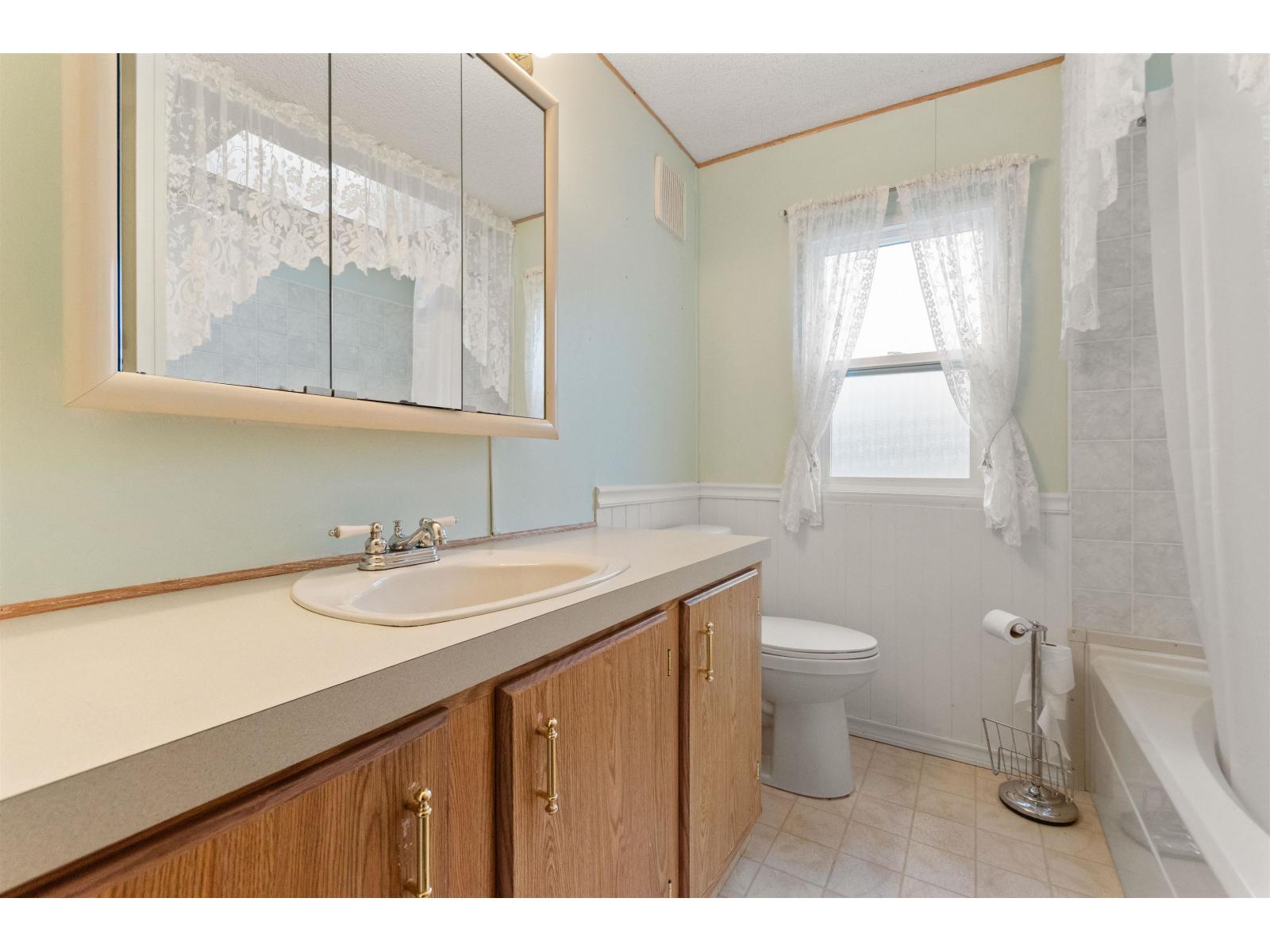 81 6035 VEDDER ROAD, Sardis South, Chilliwack