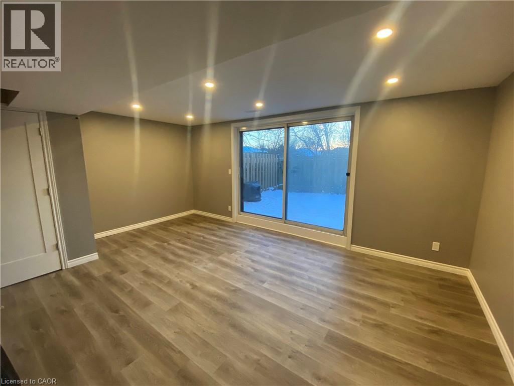 187 GRULKE Street Unit# 34, Kitchener, Ontario, N2A2S6 — Photo 14