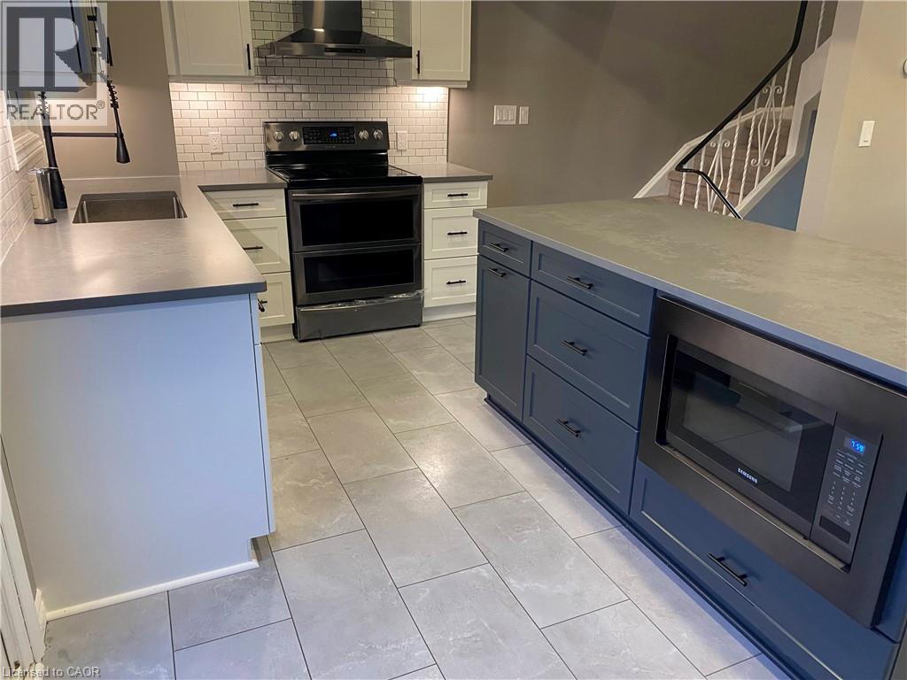 187 GRULKE Street Unit# 34, Kitchener, Ontario, N2A2S6 — Photo 12
