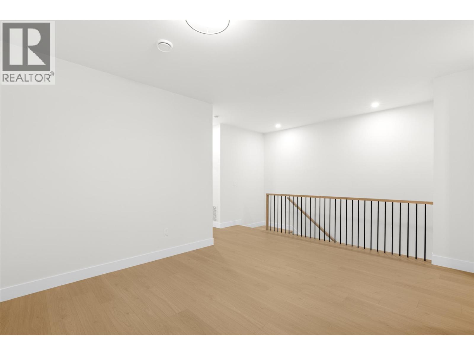 397 Chardonnay Avenue, Oliver