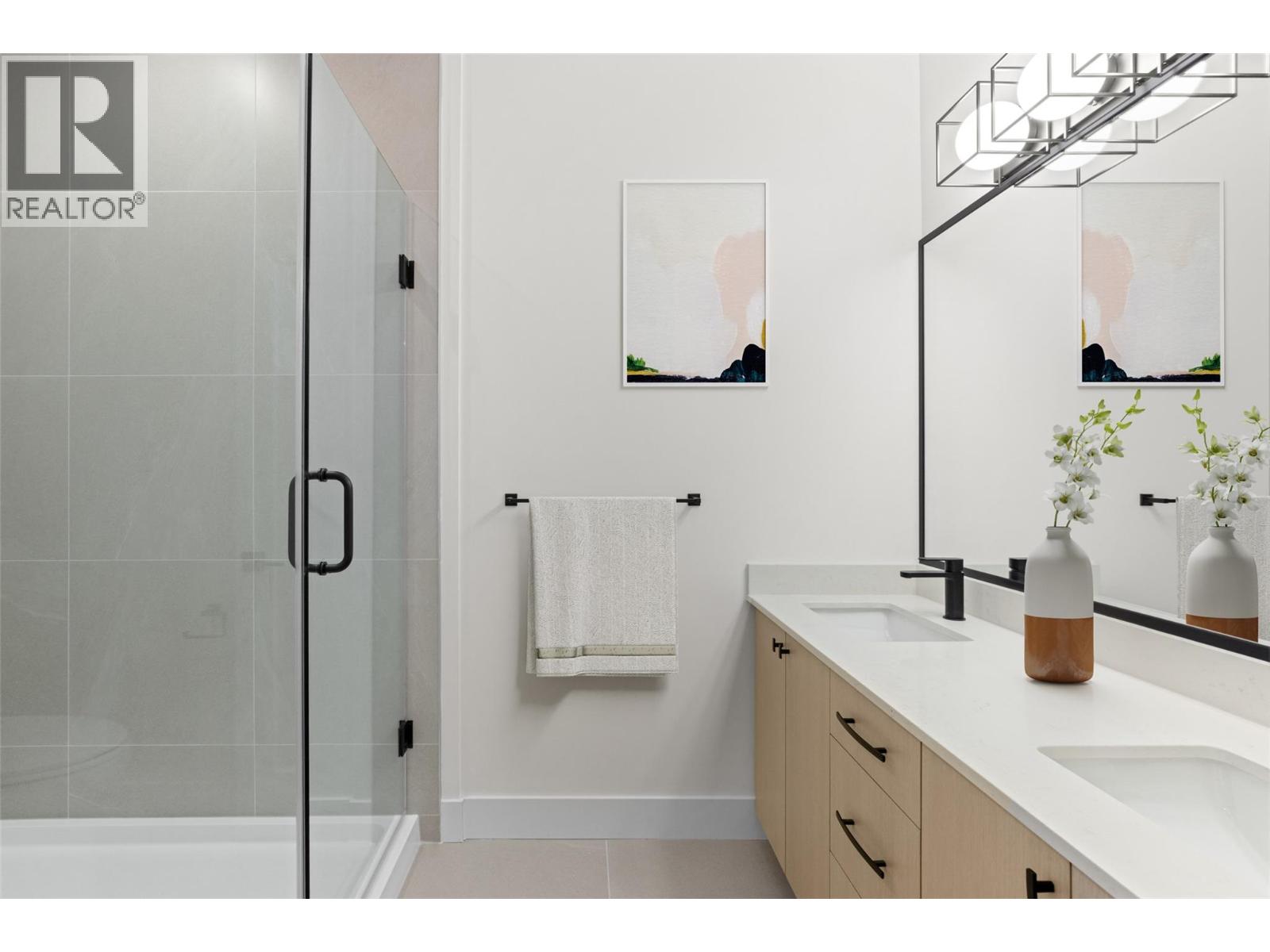 397 Chardonnay Avenue, Oliver