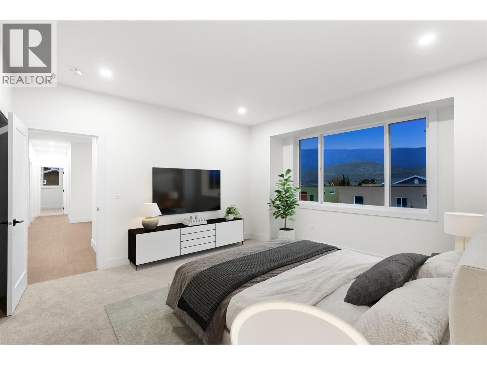 397 Chardonnay Avenue, Oliver