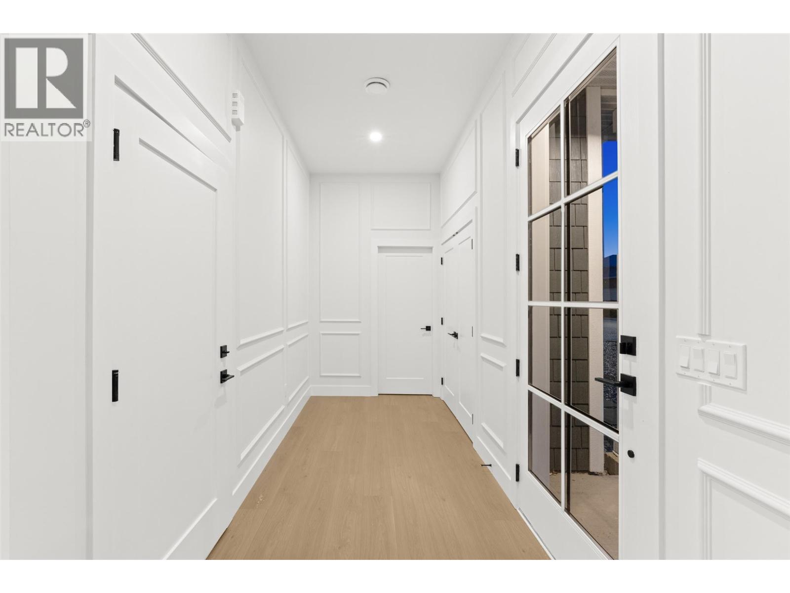 397 Chardonnay Avenue, Oliver