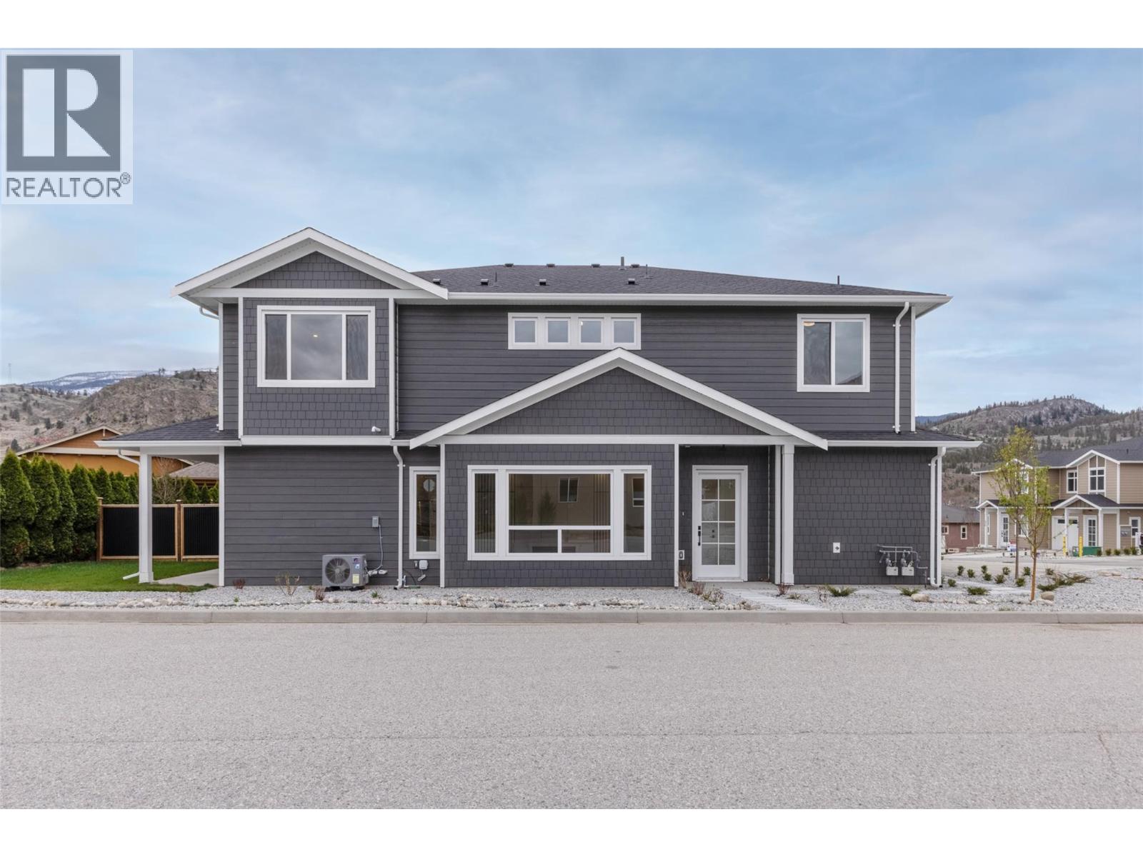 397 Chardonnay Avenue, Oliver