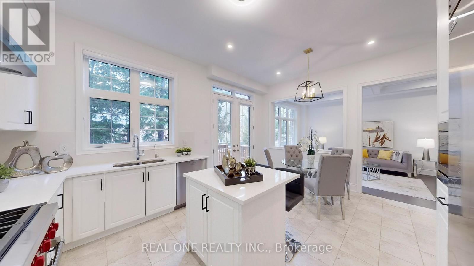 41 MENOTTI DRIVE - 16