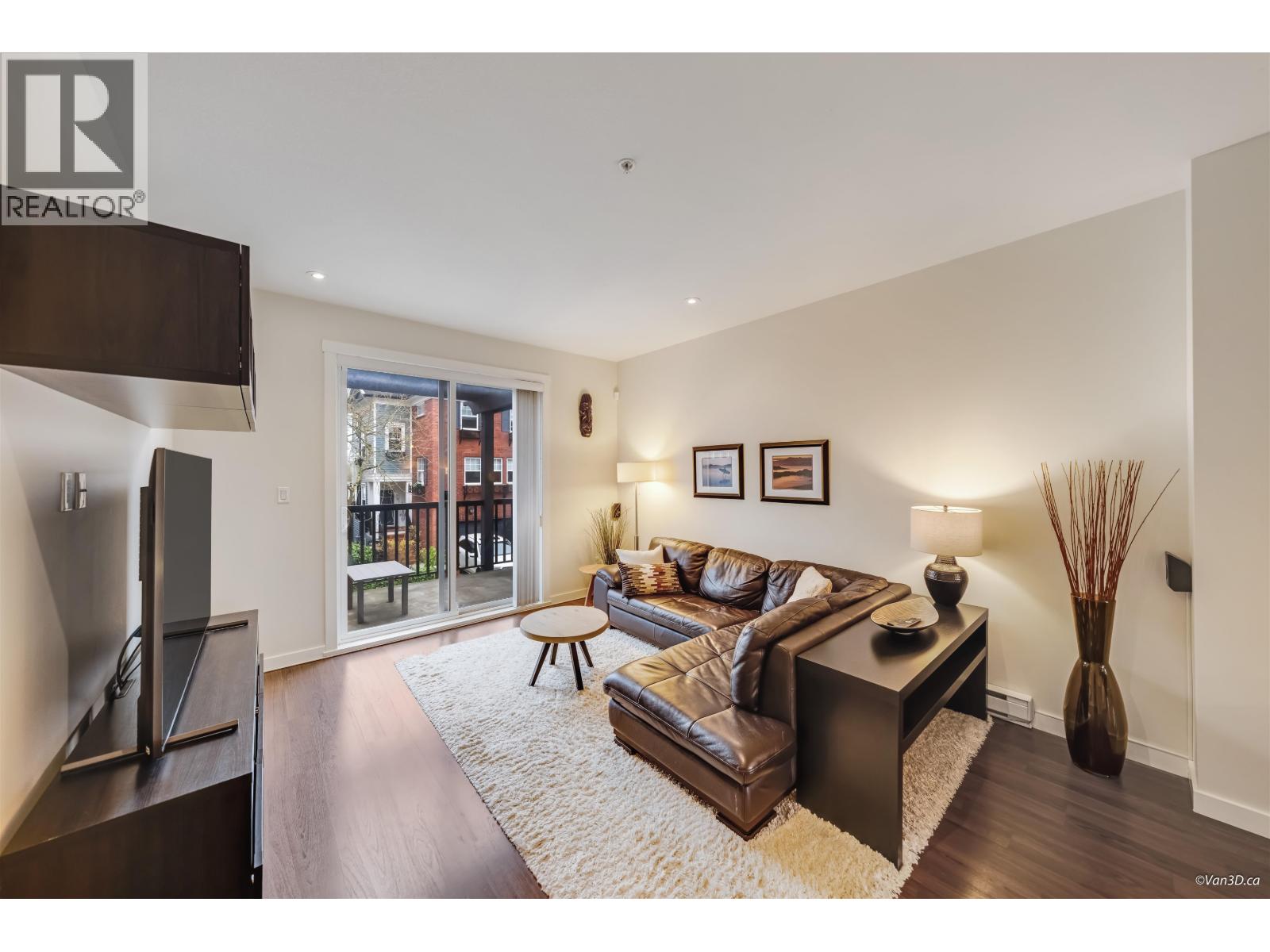 15 19538 BISHOPS REACH — photo 9