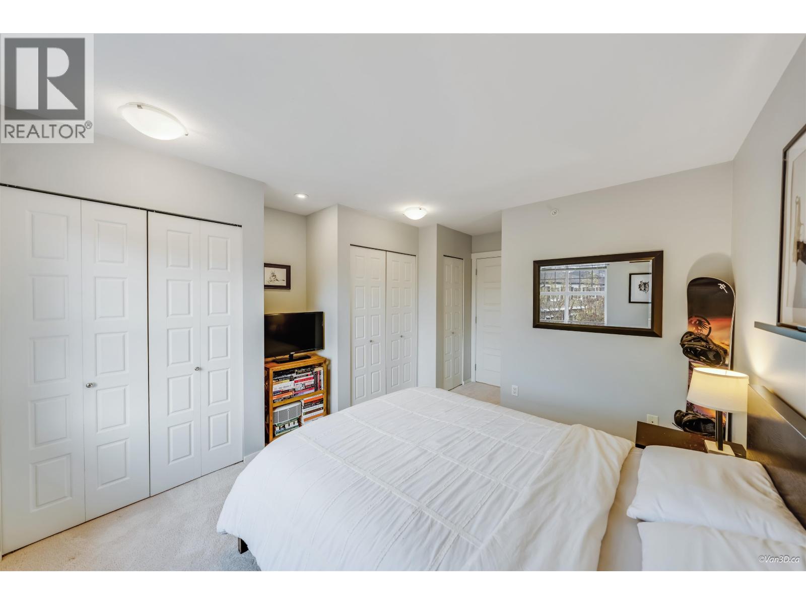 15 19538 BISHOPS REACH — photo 24