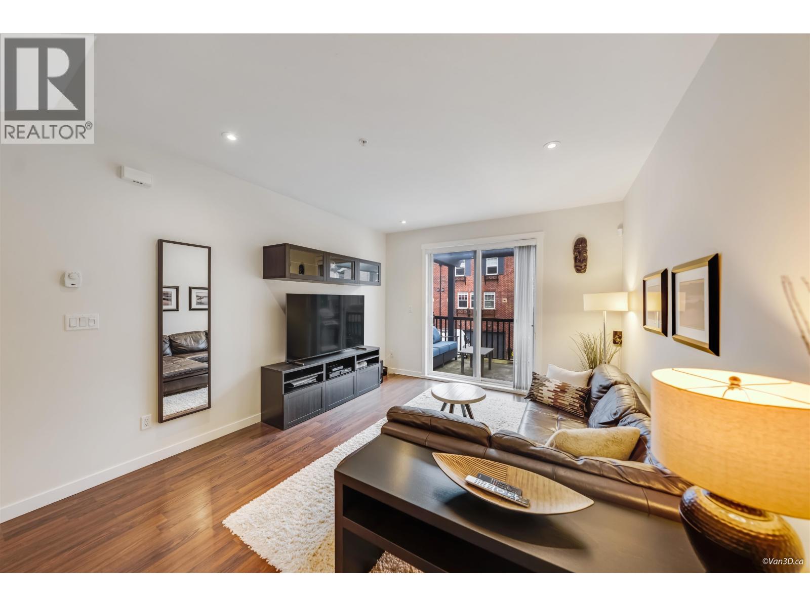 15 19538 BISHOPS REACH — photo 11