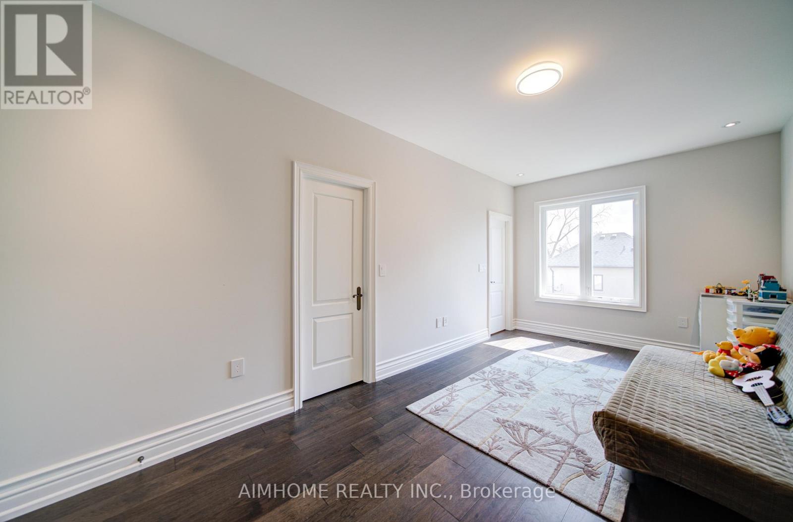 212 SUSSEX AVENUE - 30