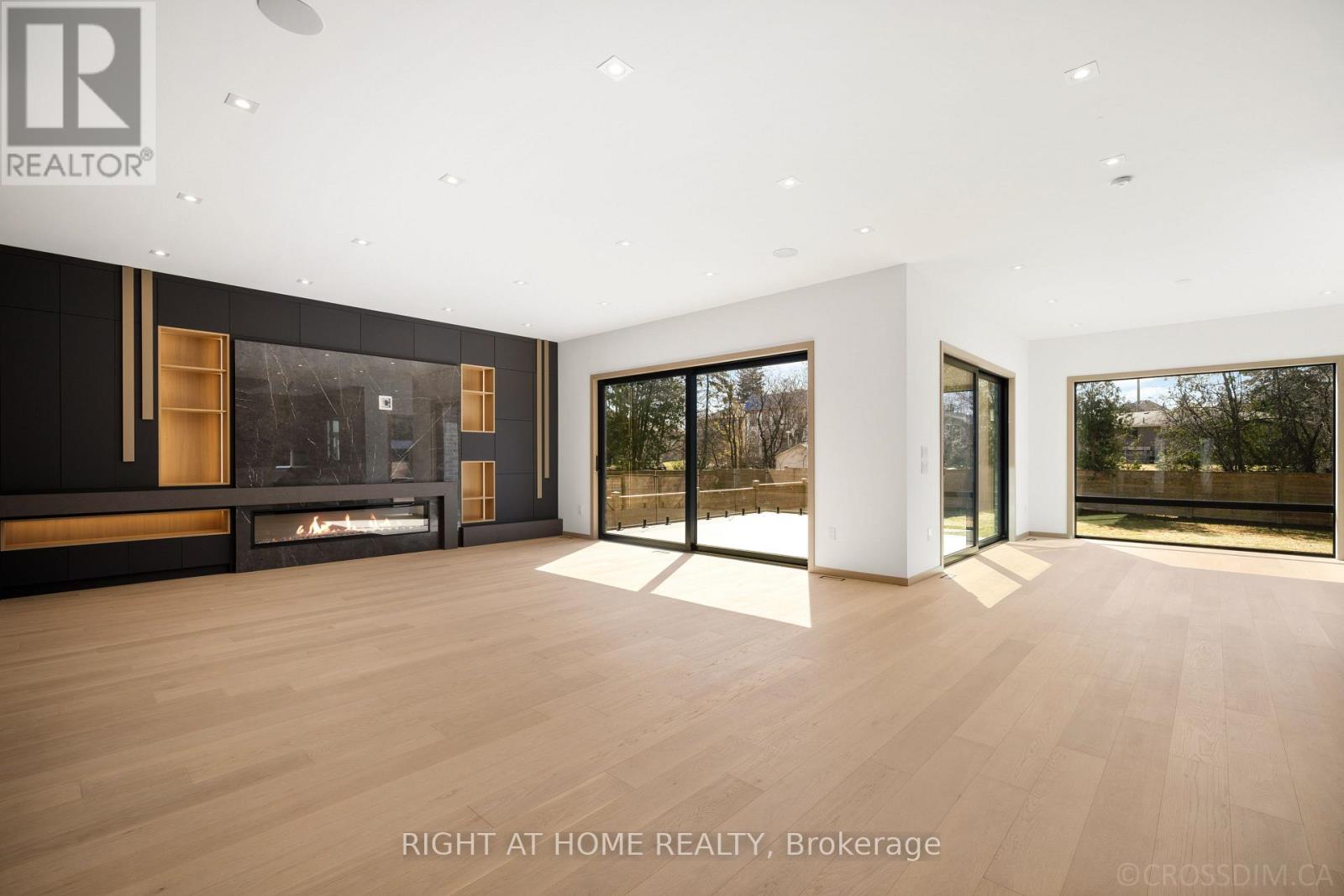 99 DOUGLAS ROAD - 10