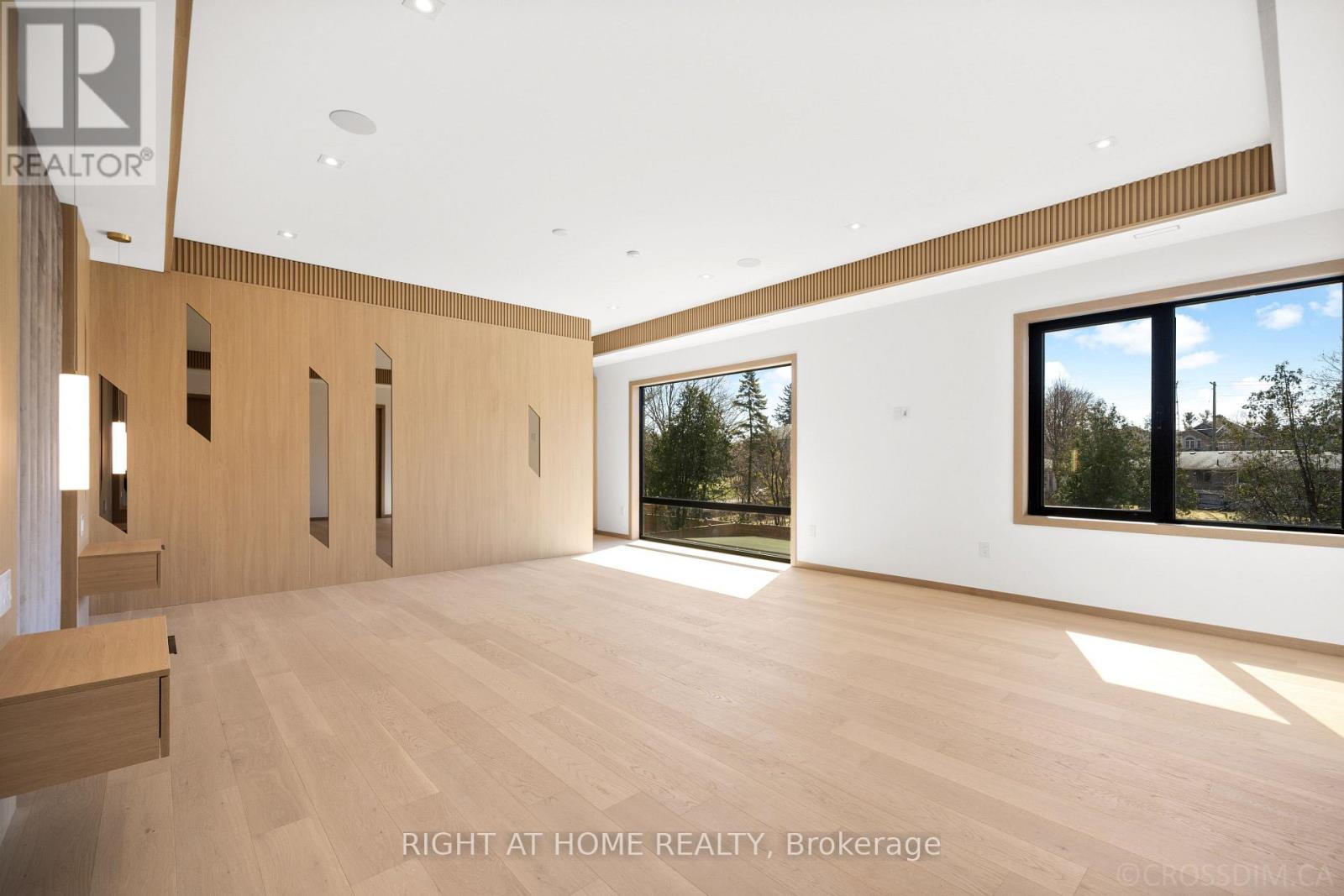 99 DOUGLAS ROAD - 24