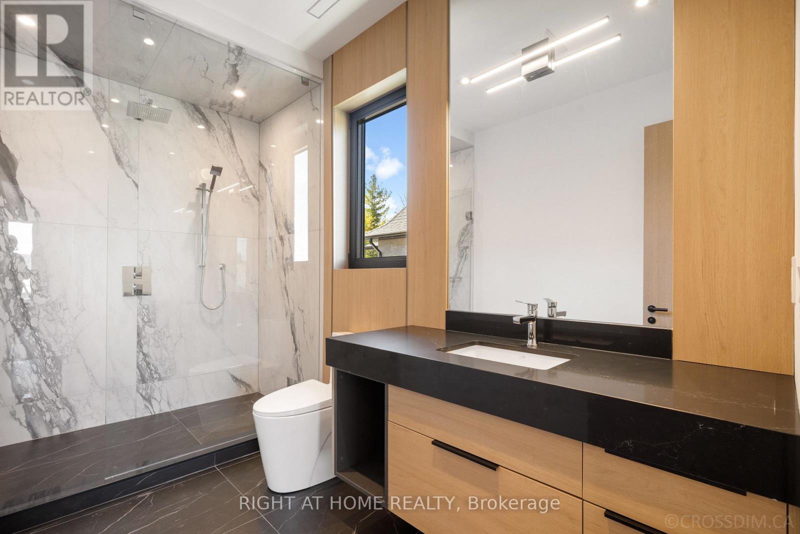 99 DOUGLAS ROAD - 33
