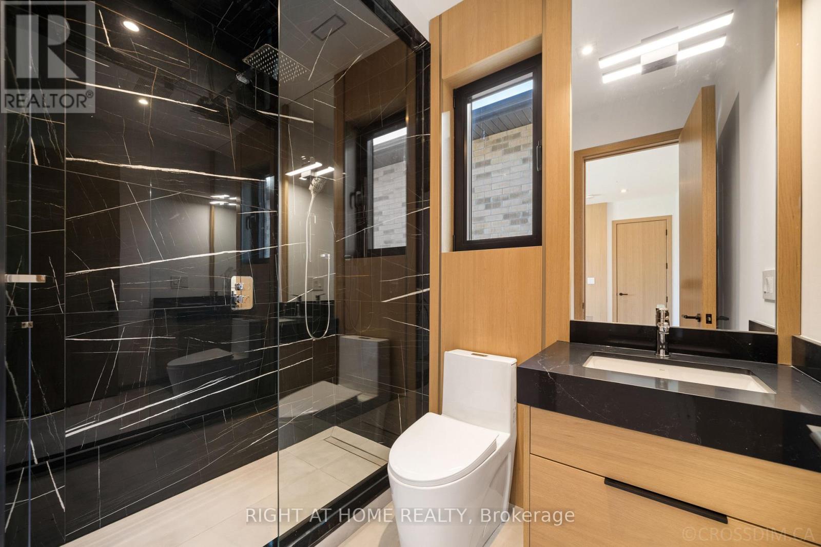 99 DOUGLAS ROAD - 34