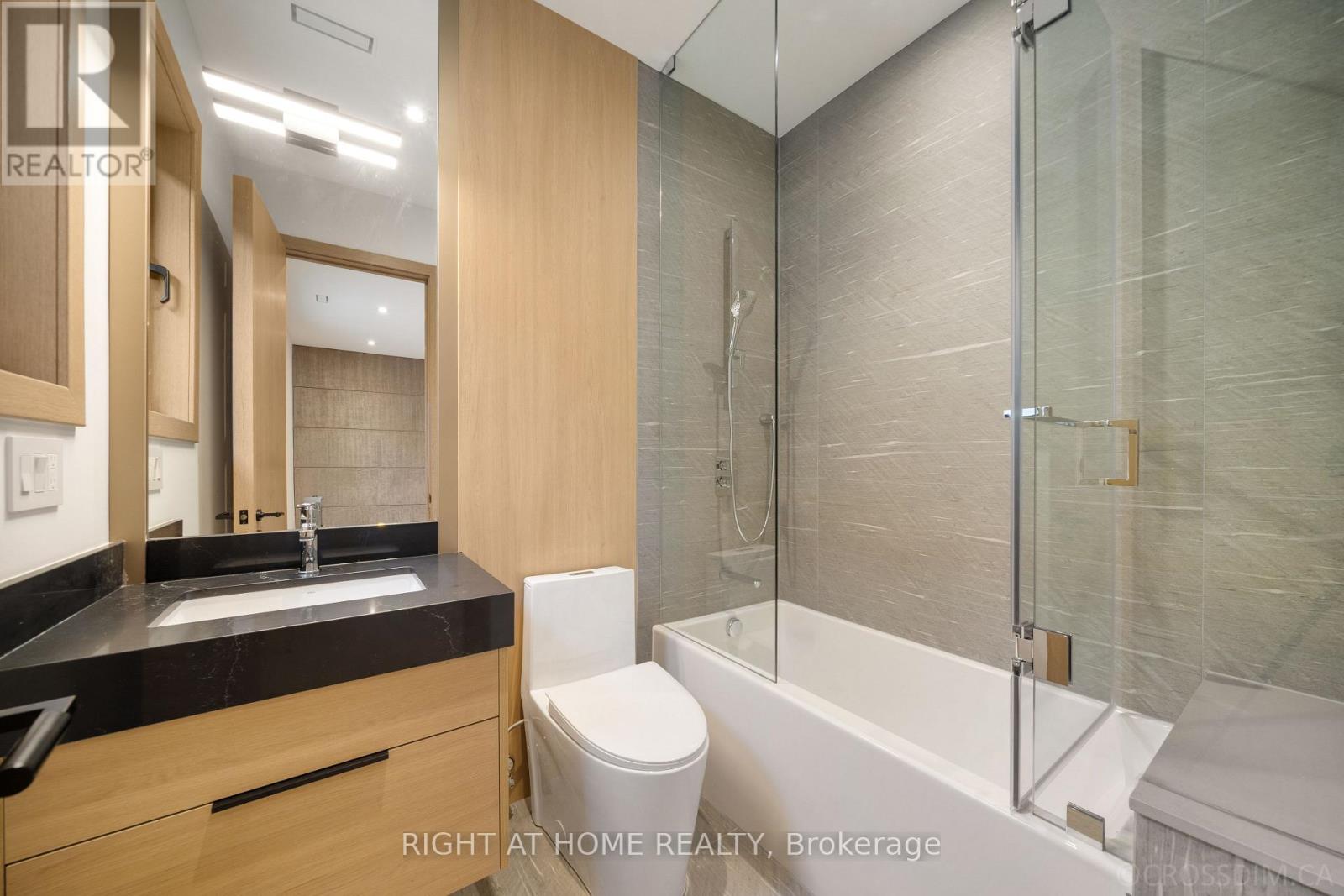99 DOUGLAS ROAD - 35