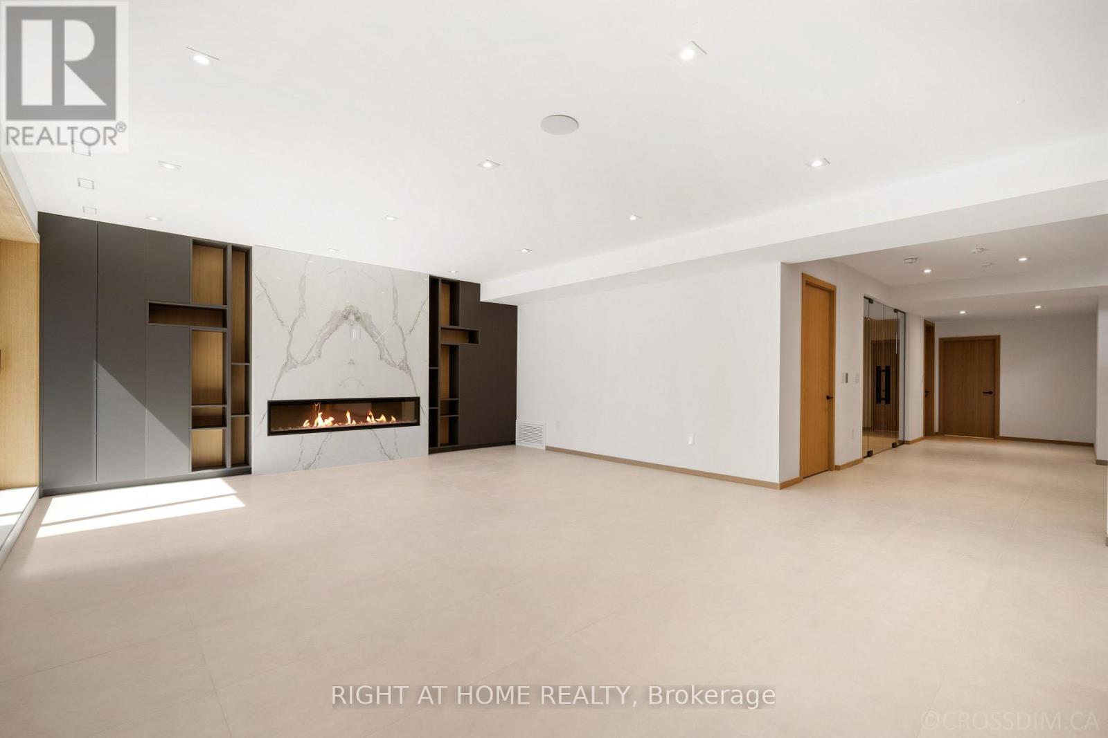 99 DOUGLAS ROAD - 37