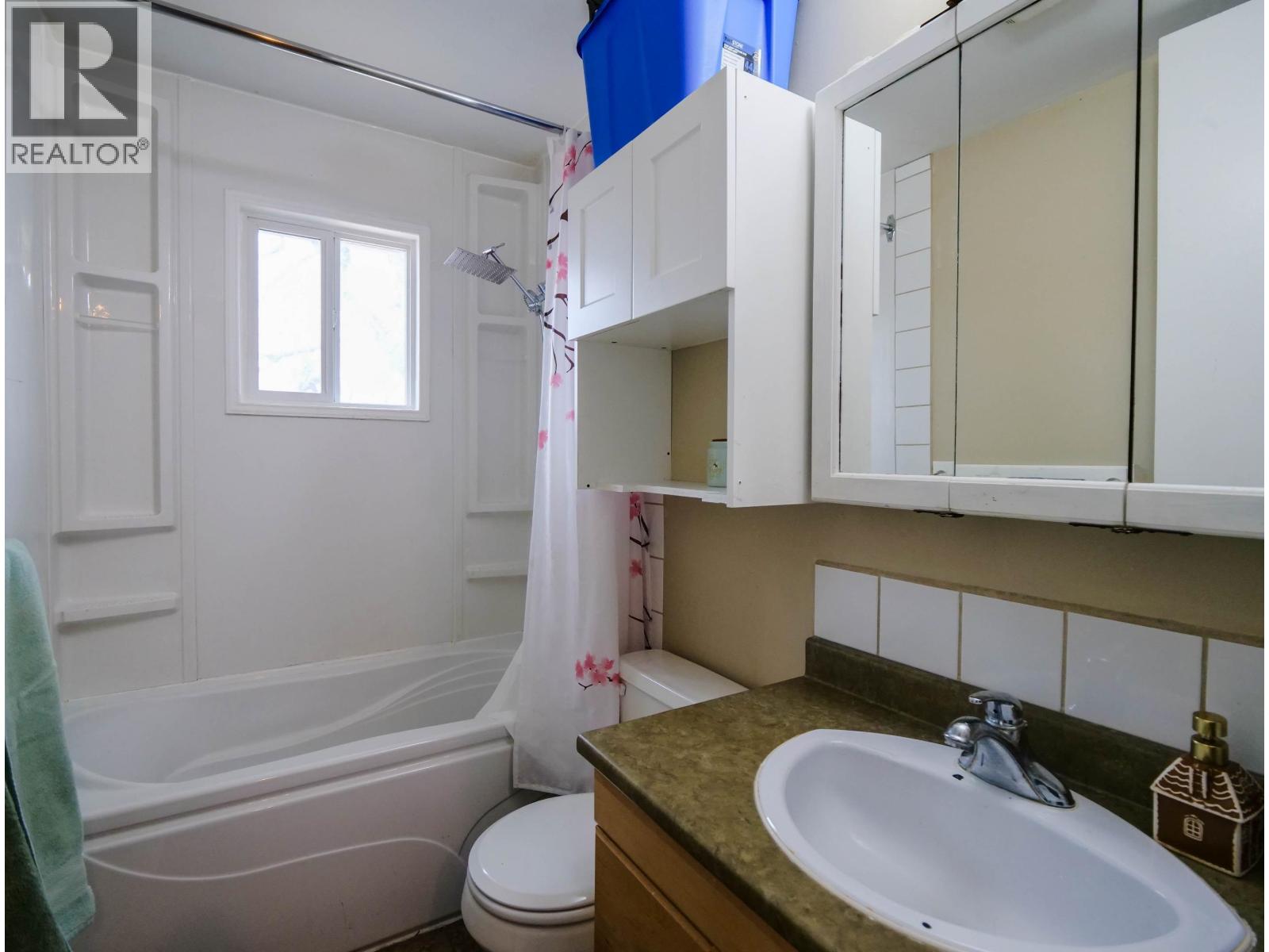 1240 PENTLAND CRESCENT - 11