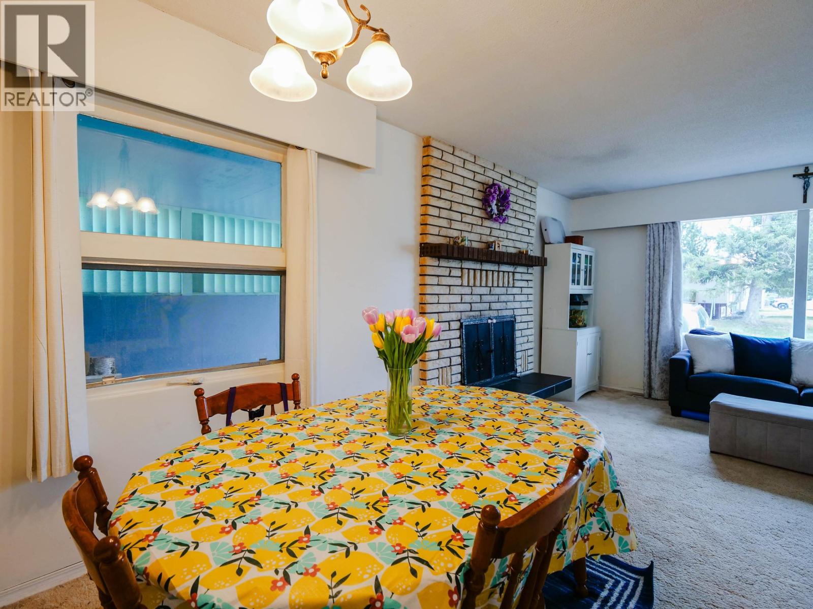 1240 PENTLAND CRESCENT - 4