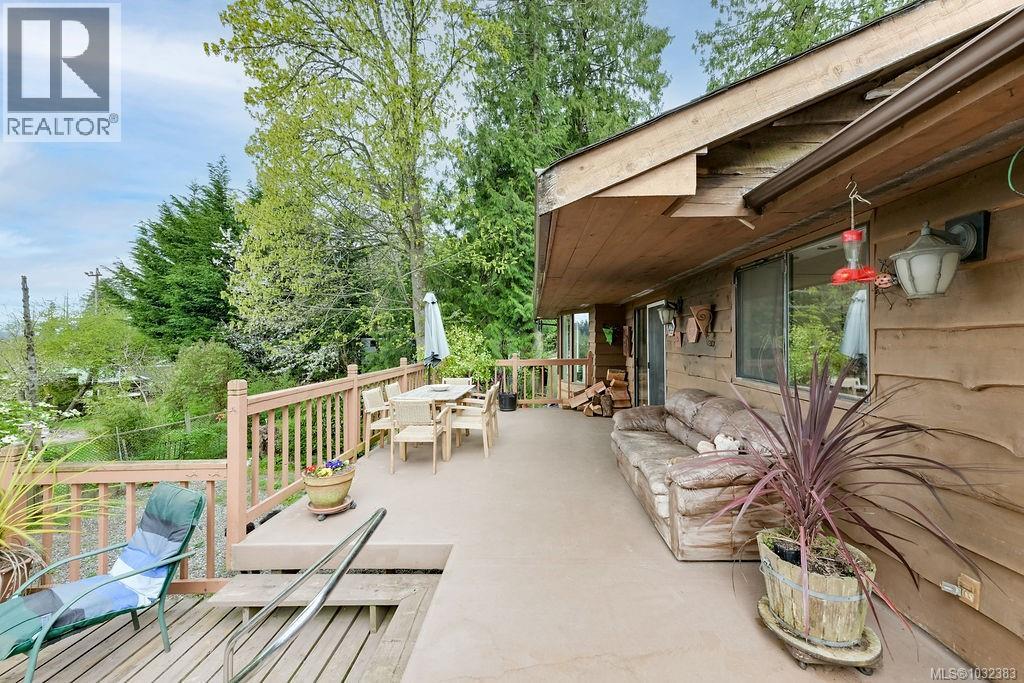 9236 PINETREE RD - 29