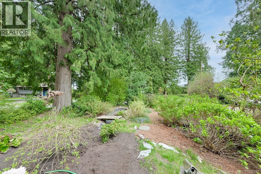 9236 PINETREE RD - 75