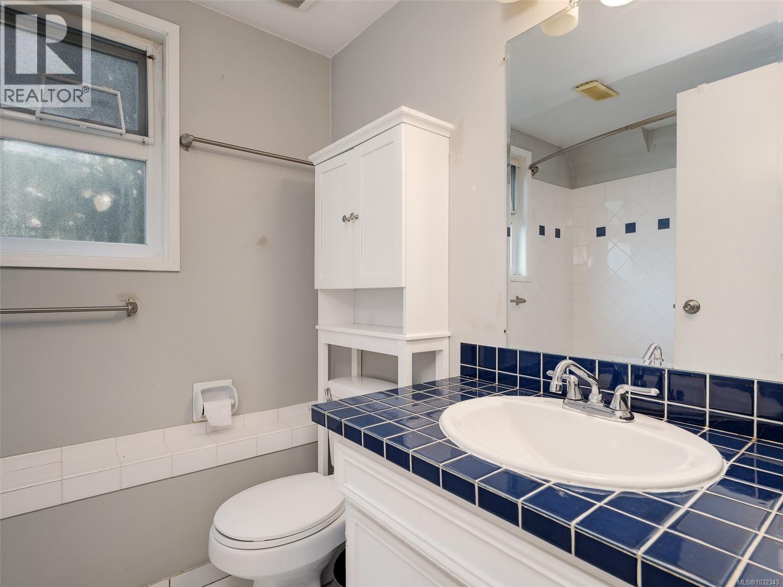 1196 HOPKINS PL - 19