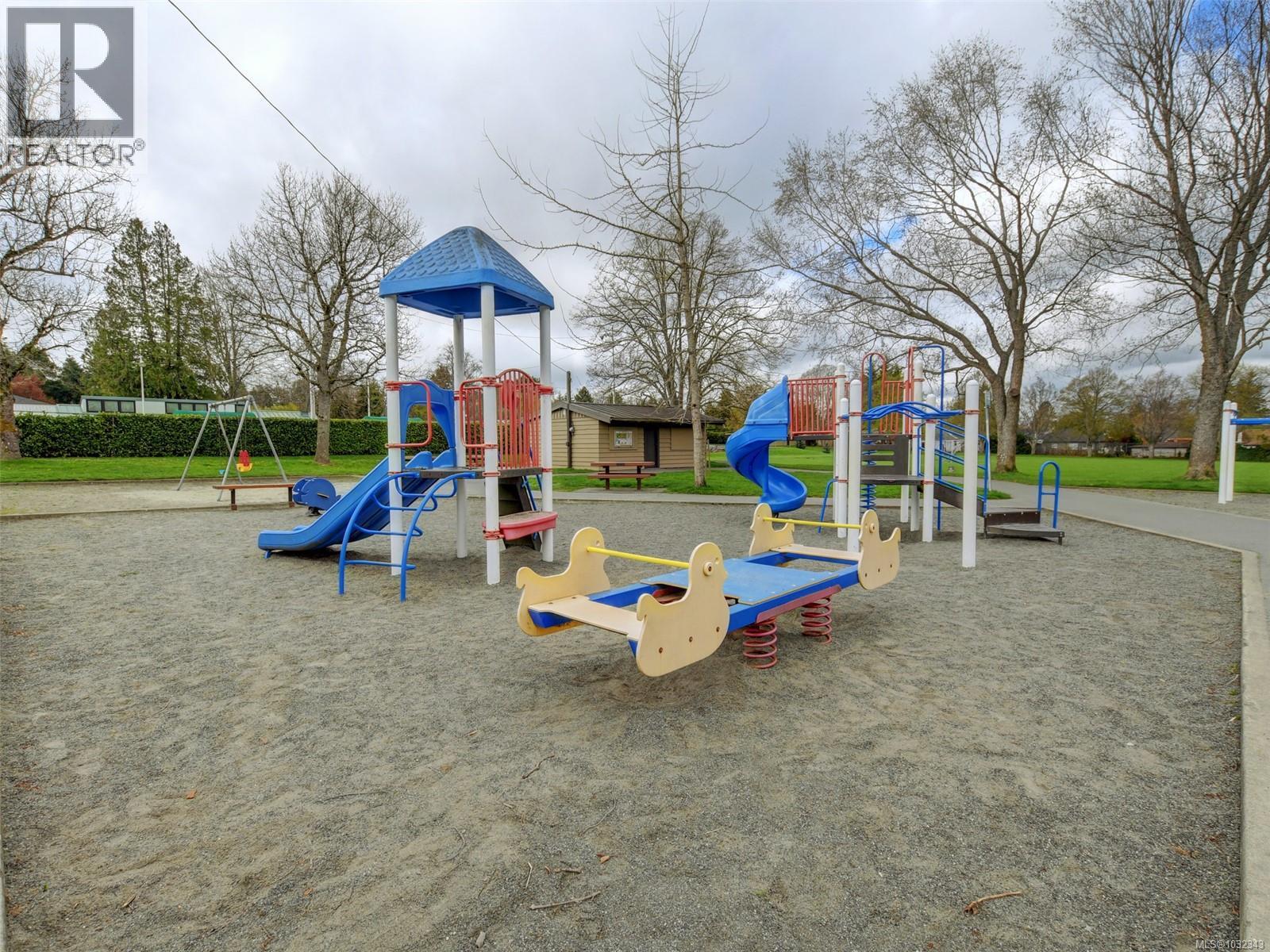 1196 HOPKINS PL - 23