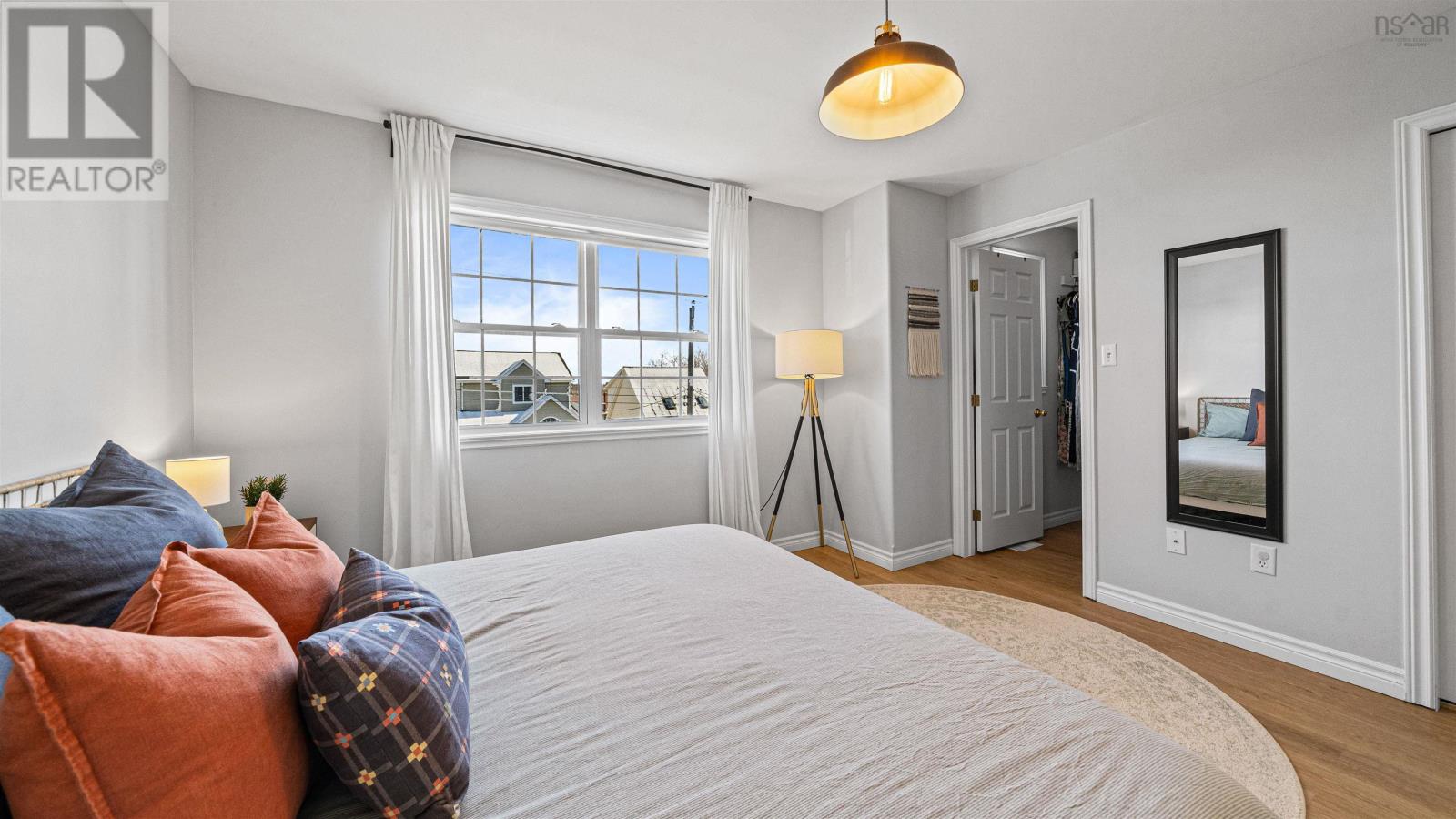 Property 16 of 37 of 160 James Street