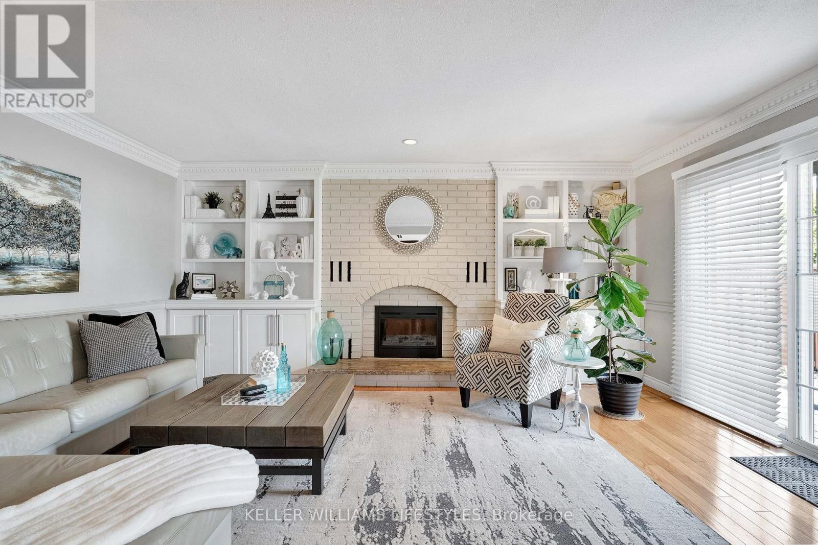 71 BLACKTHORNE CRESCENT Property Photo