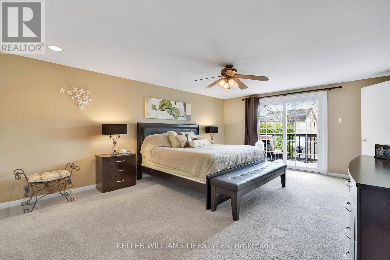 71 BLACKTHORNE CRESCENT Property Photo