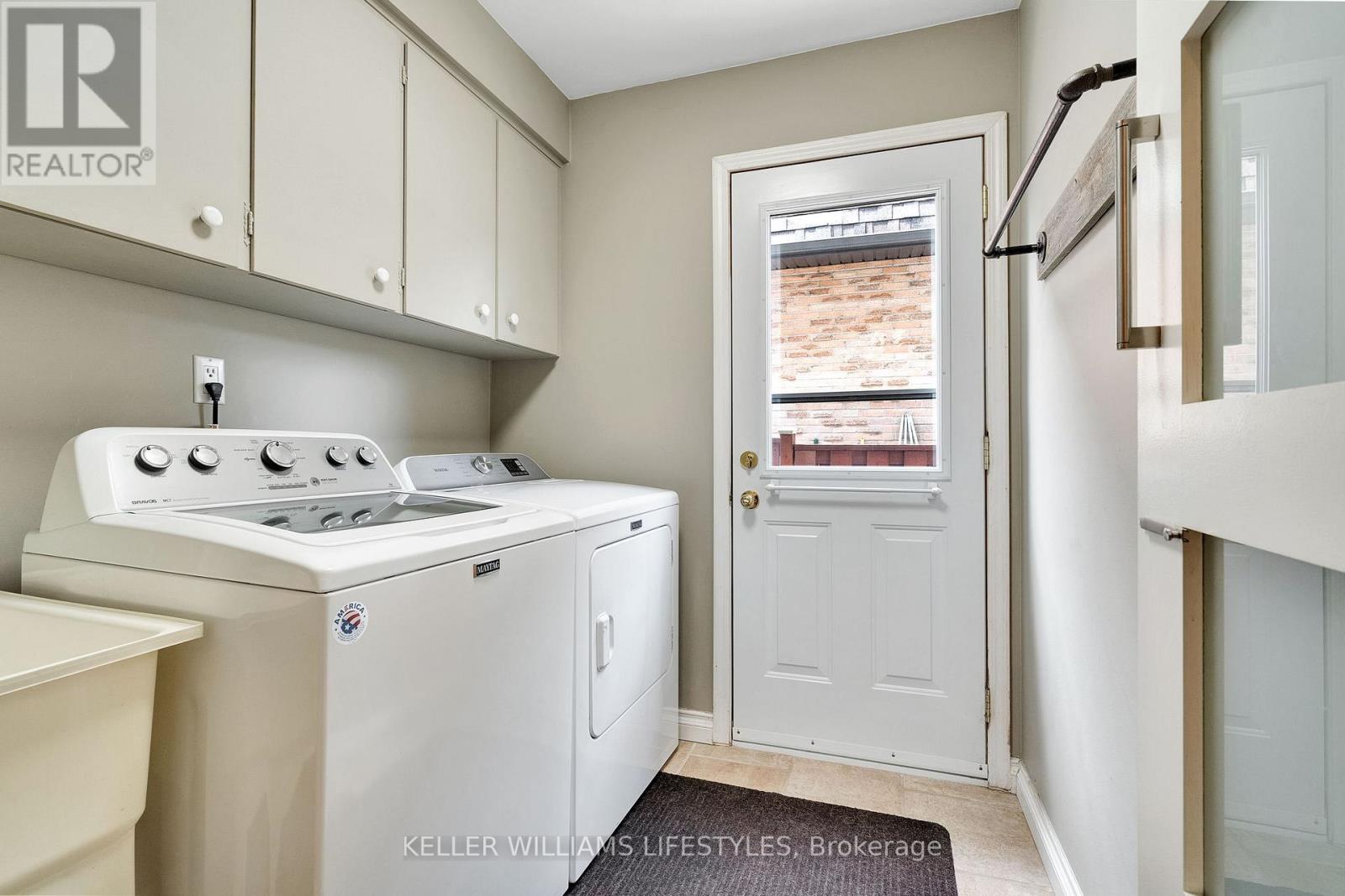 71 BLACKTHORNE CRESCENT Property Photo