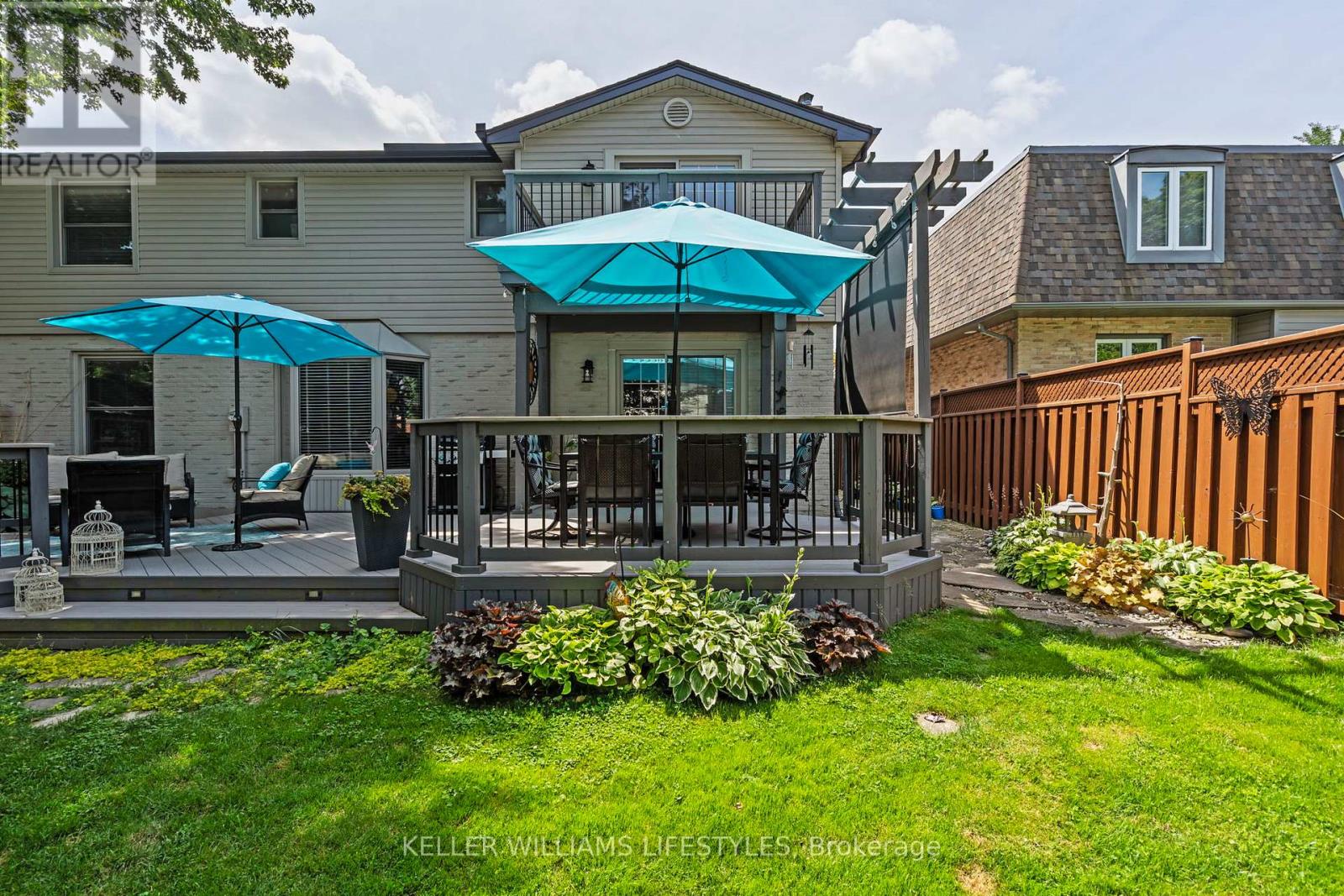 71 BLACKTHORNE CRESCENT Property Photo