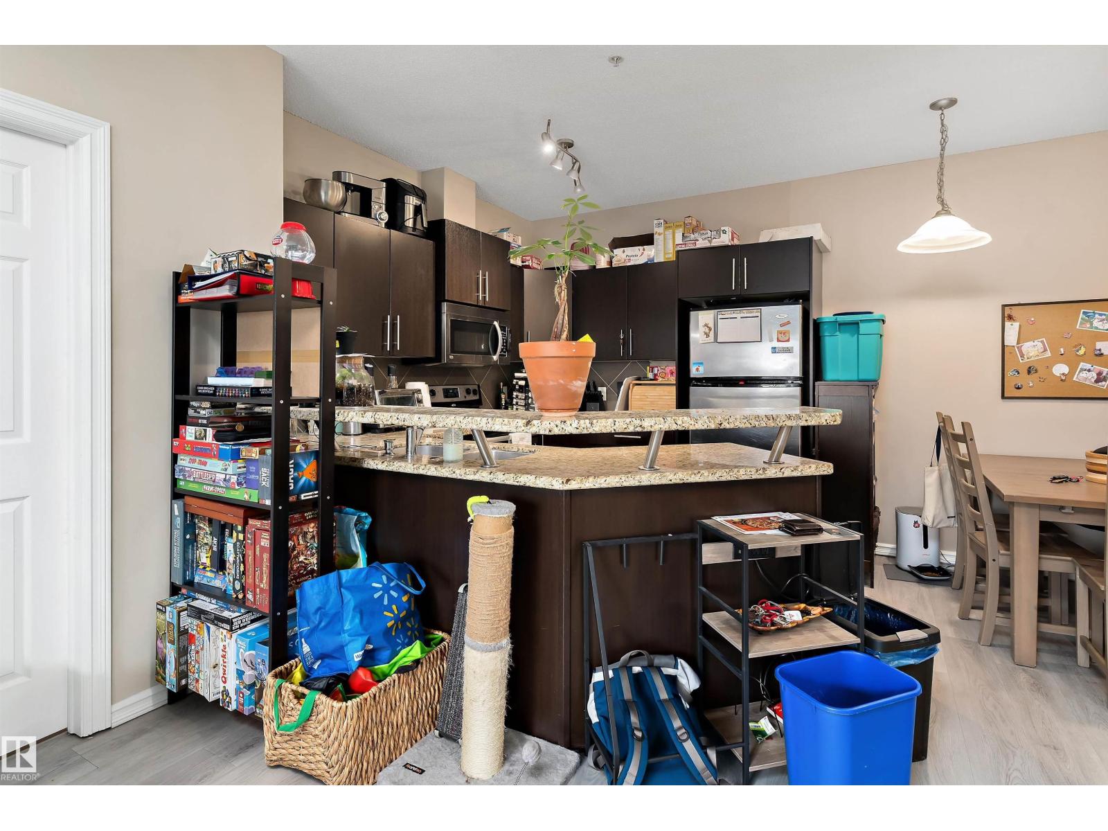#213 263 MACEWAN RD SW - 4