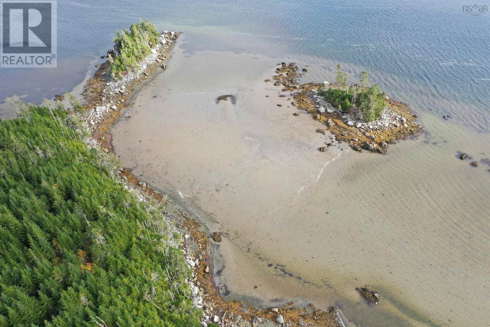 Property 5 of 14 of Brown Islands