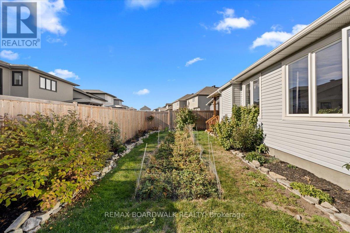 279 SCEPTRE WAY - 41
