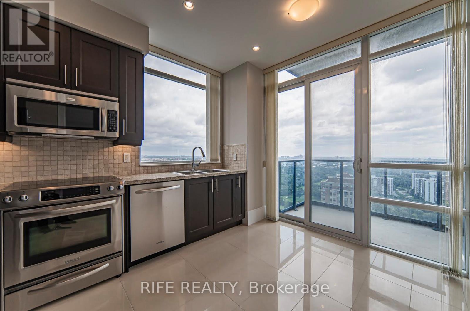 #3301 181 WYNFORD DRIVE - 35