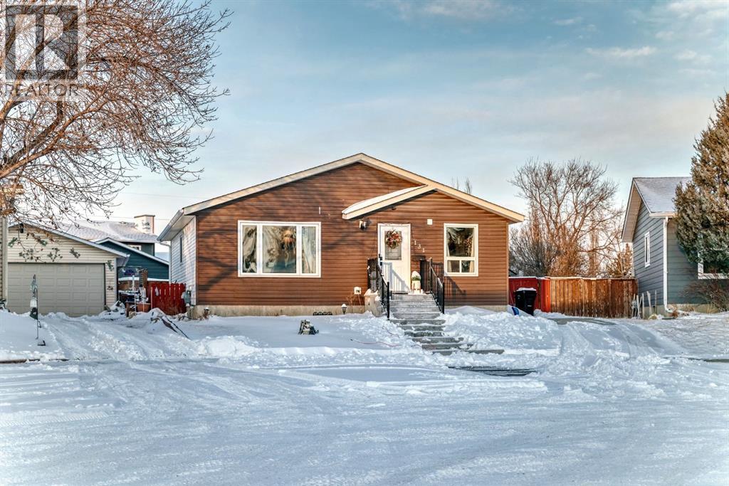131 Huntstrom Drive NE, Calgary, Alberta