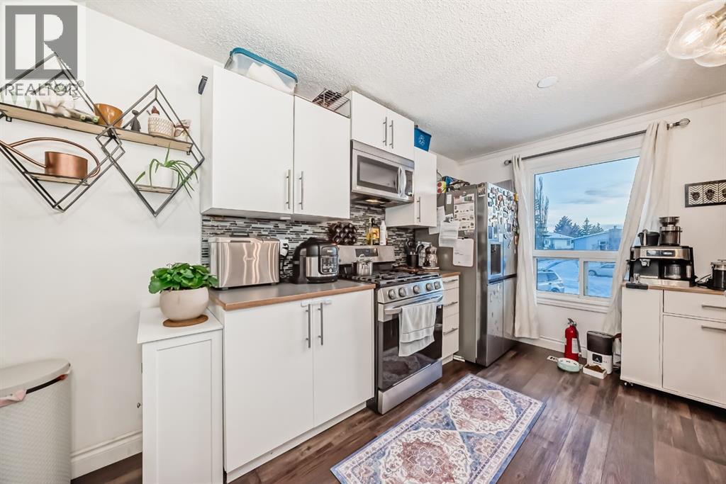 131 HUNTSTROM DRIVE NE - 4