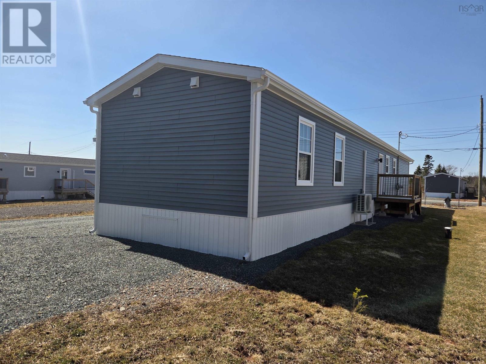 Property 36 of 41 of 82 Sunrise Court