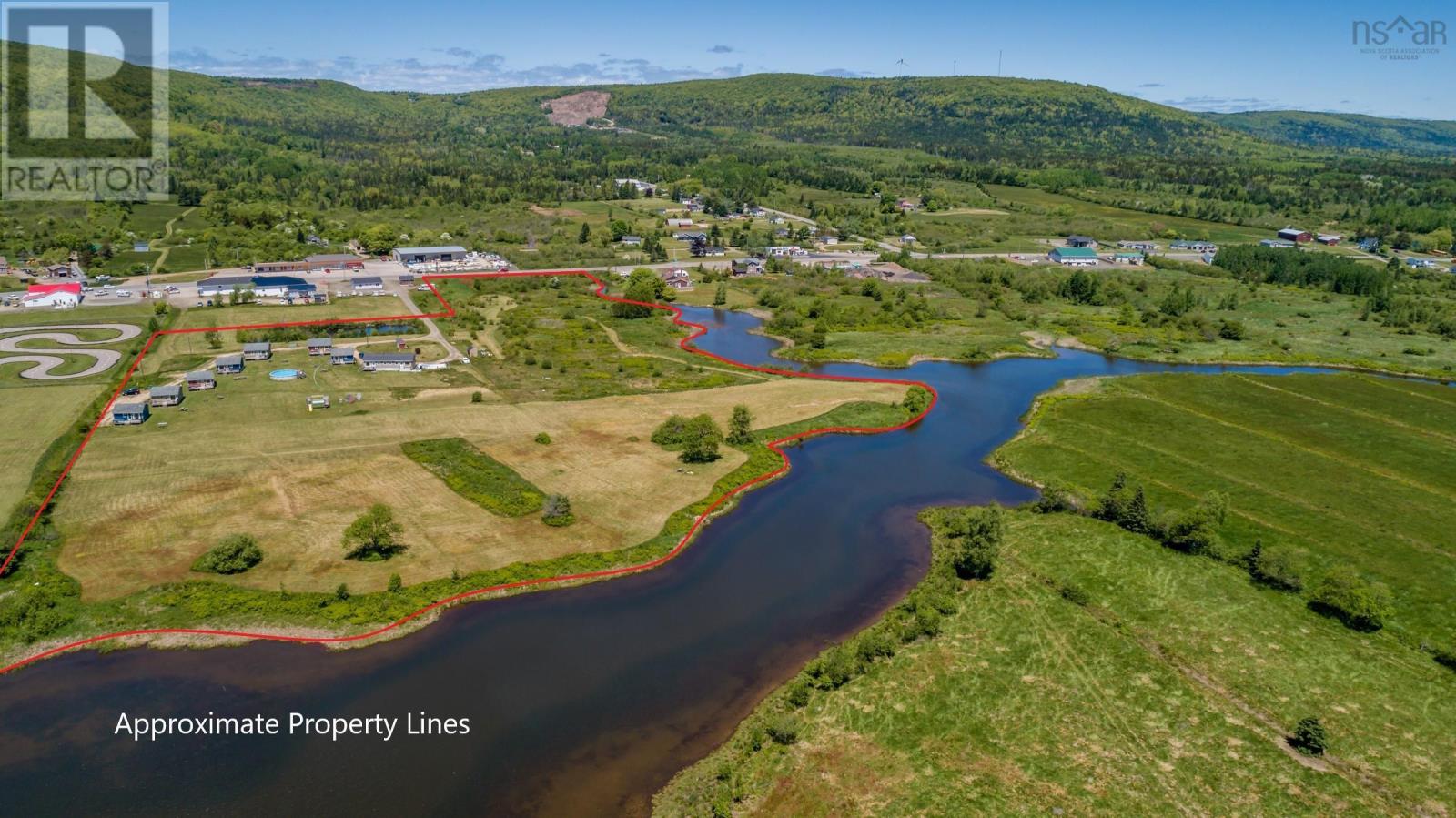 Property photo of 4752 Highway 1