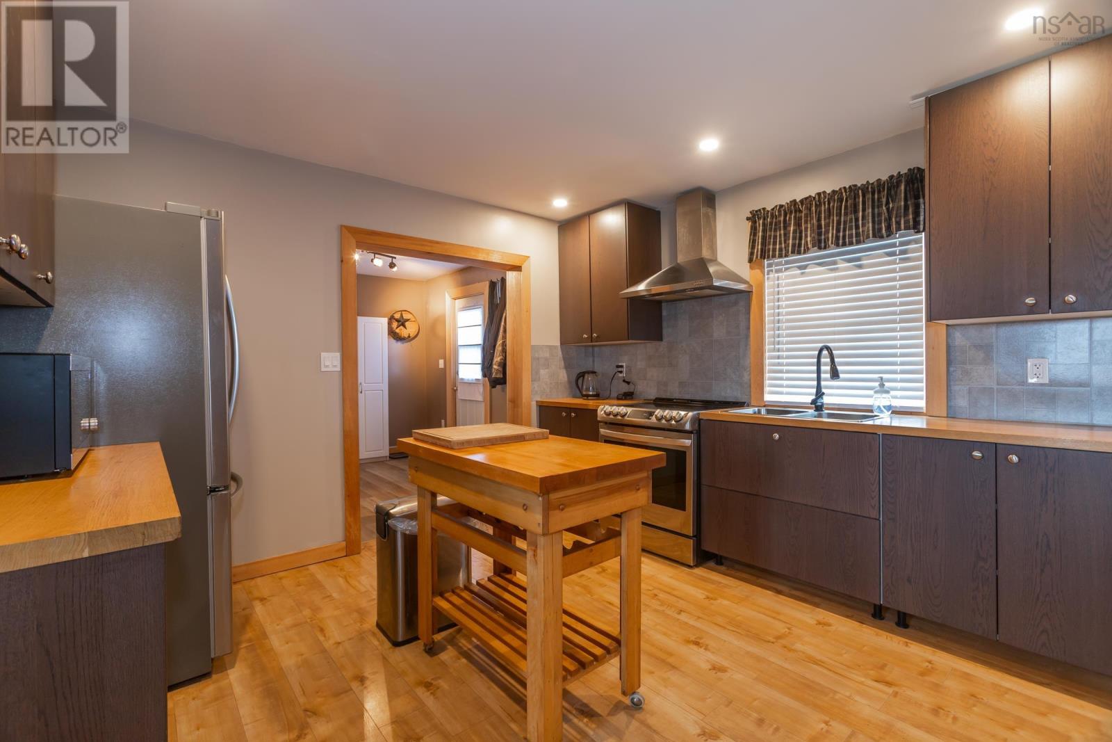 4752 Highway 1 - 20