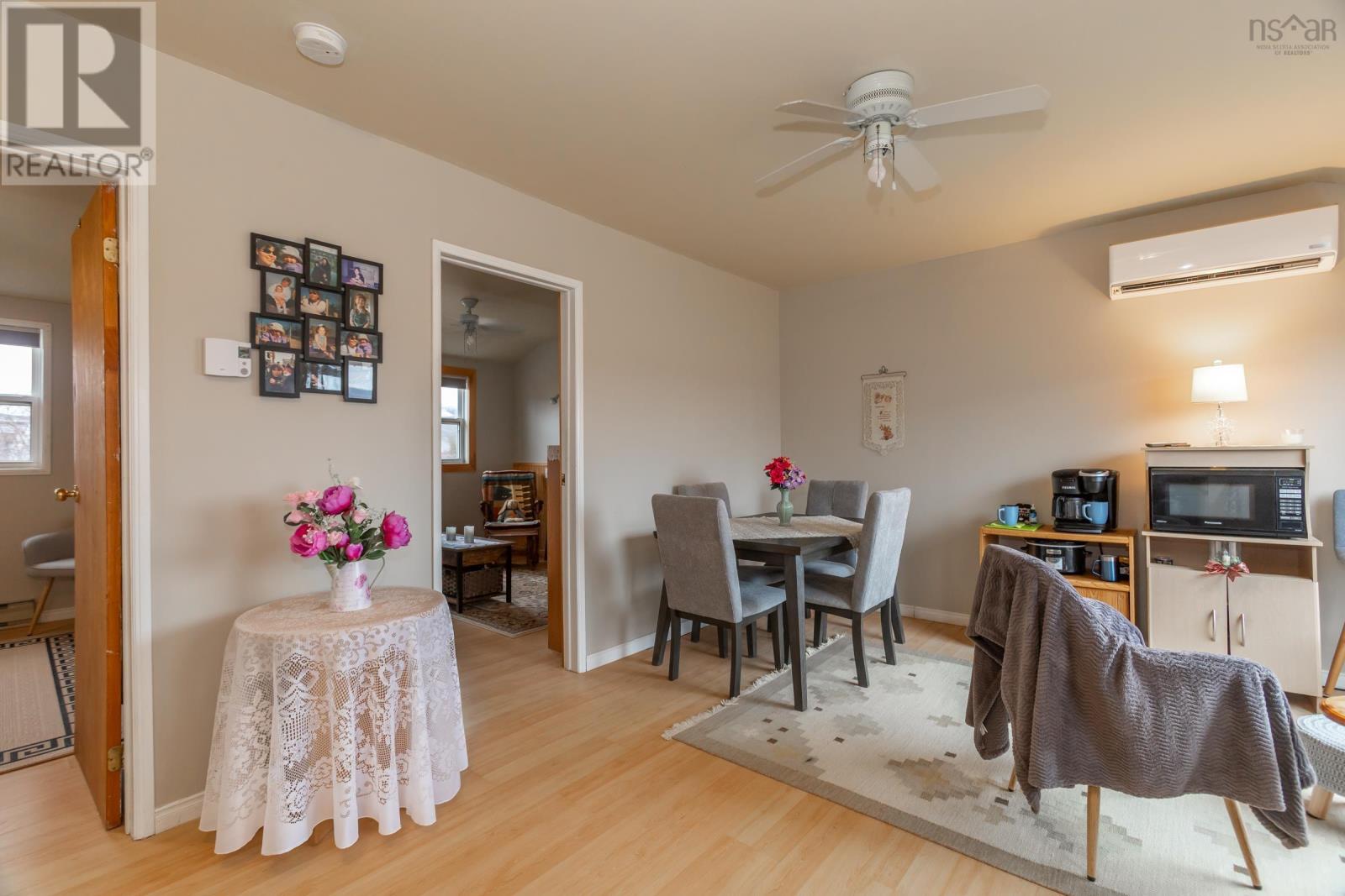 Property 38 of 46 of 4752 Highway 1